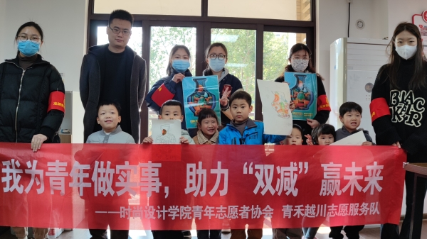 龍淵青韻志愿者大合影