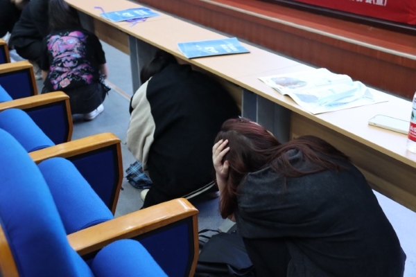 防震減災(zāi)演練 防震減災(zāi)演練